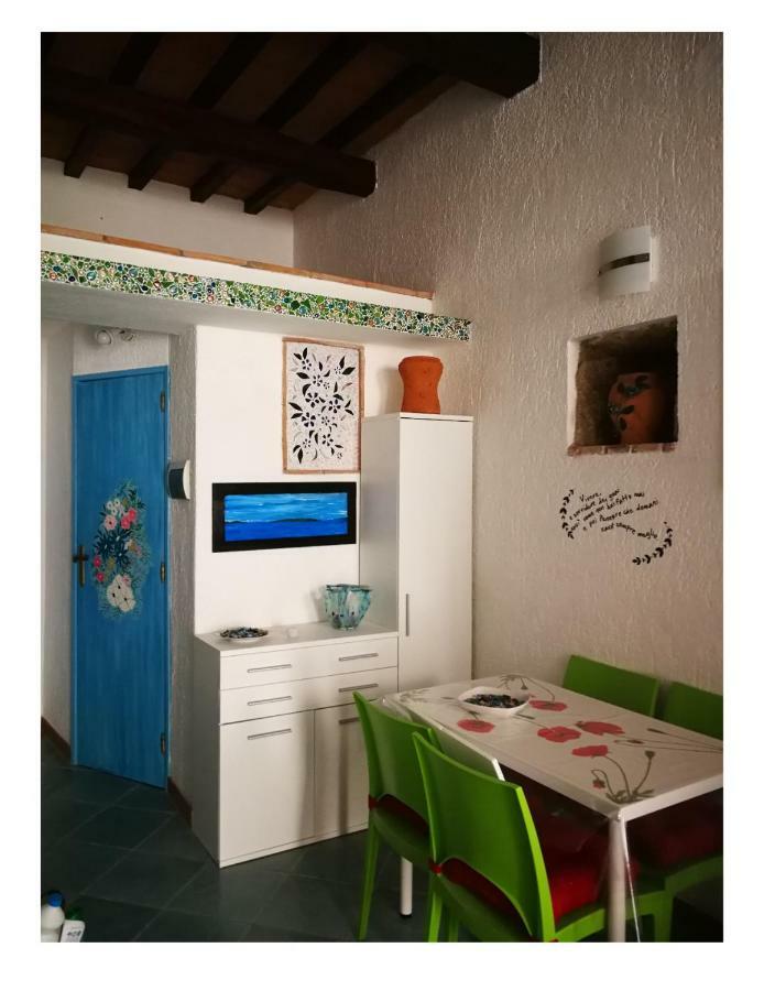 La Perla Apartman Giglio Castello Kültér fotó